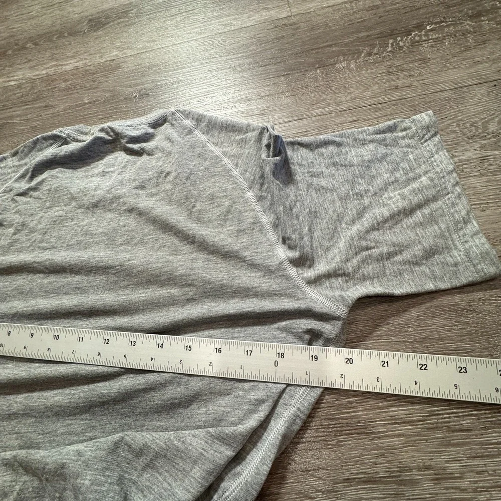 Adidas Carlsbad Shirt Mens Medium Gray Soccer Short Sleeve Tee Casual‎ Adult